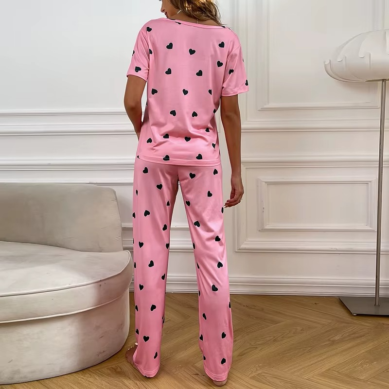 Pijama Rosa com Corações